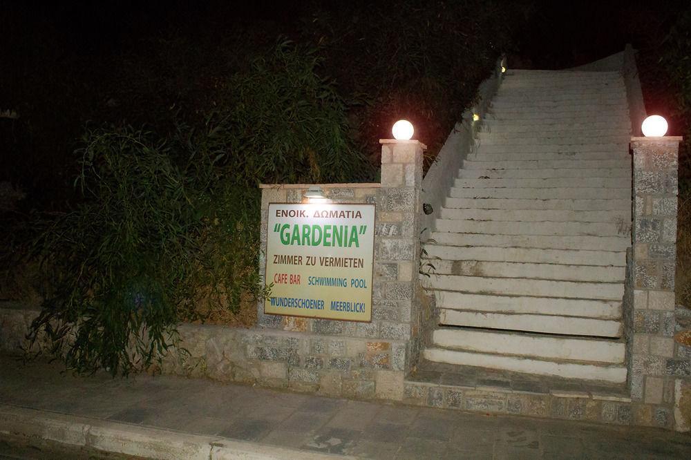 Gardenia Studios Mourésion Buitenkant foto